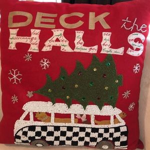 Hound on Holiday pillow